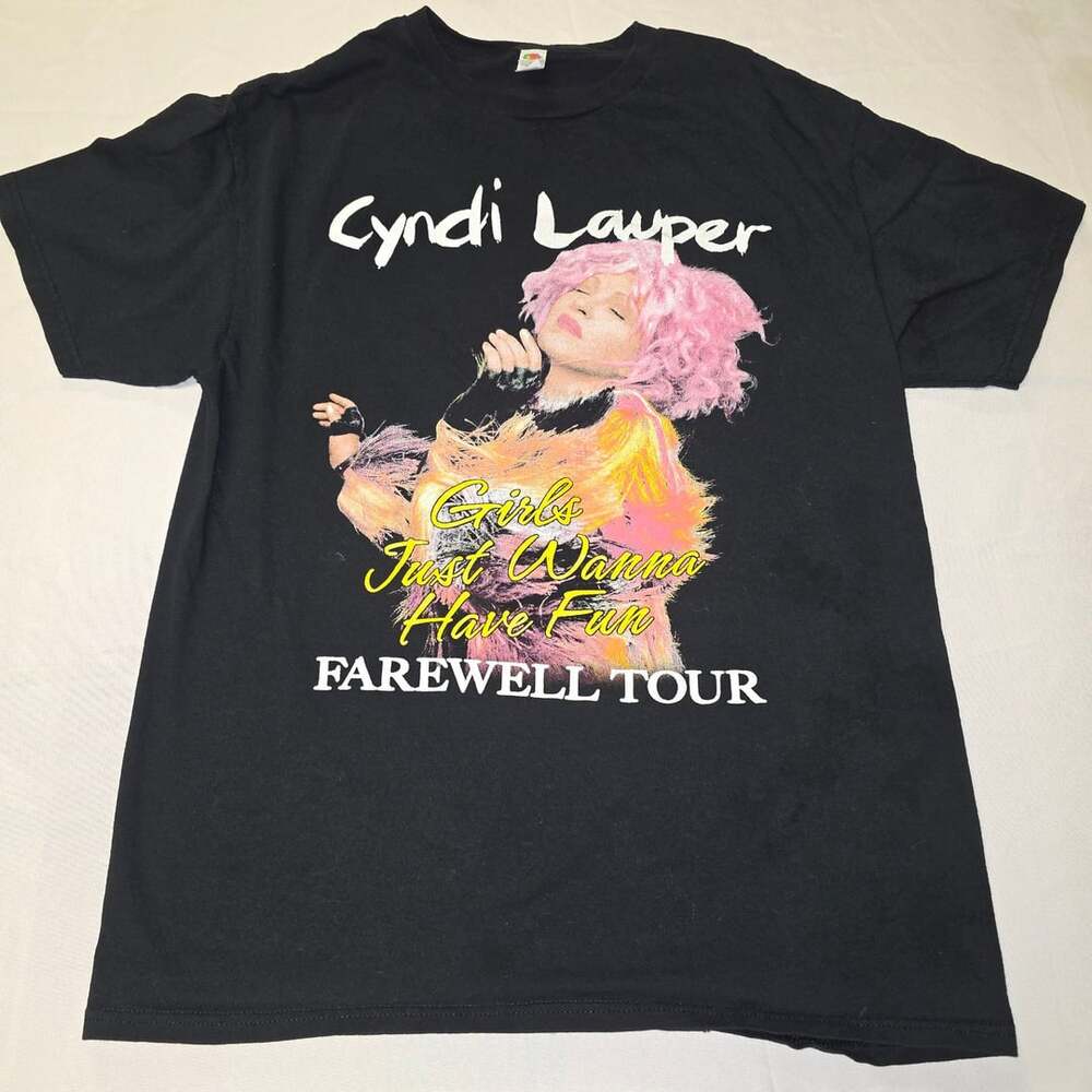 Cyndi Lauper Girls Just Wanna Have Fun Farewell Tour Black T-Shirt Medium